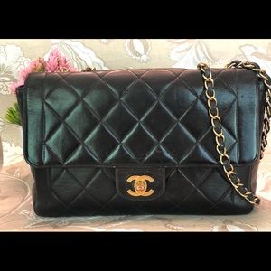Chanel vintage Diana single slap lambskin GHW